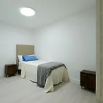 Beautifully Renovated Summer House Pass The Keys