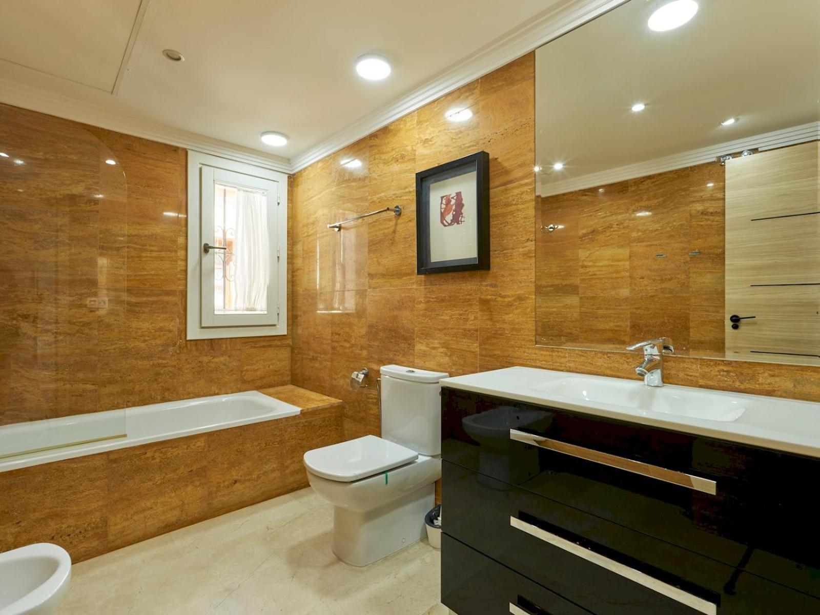 Beautifully Renovated Summer House Pass The Keys Holiday home *
